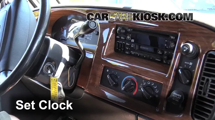 2002 Dodge Ram 1500 Van 5.2L V8 Standard Passenger Van Horloge